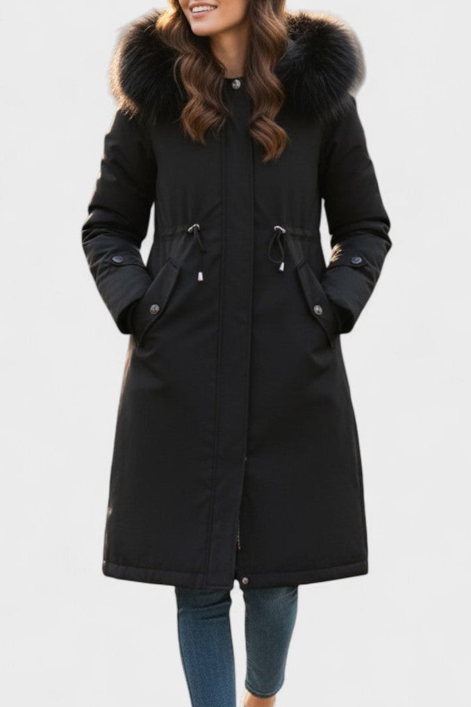 Giada | Cappotto Lungo con Cappuccio e Dettagli Chic